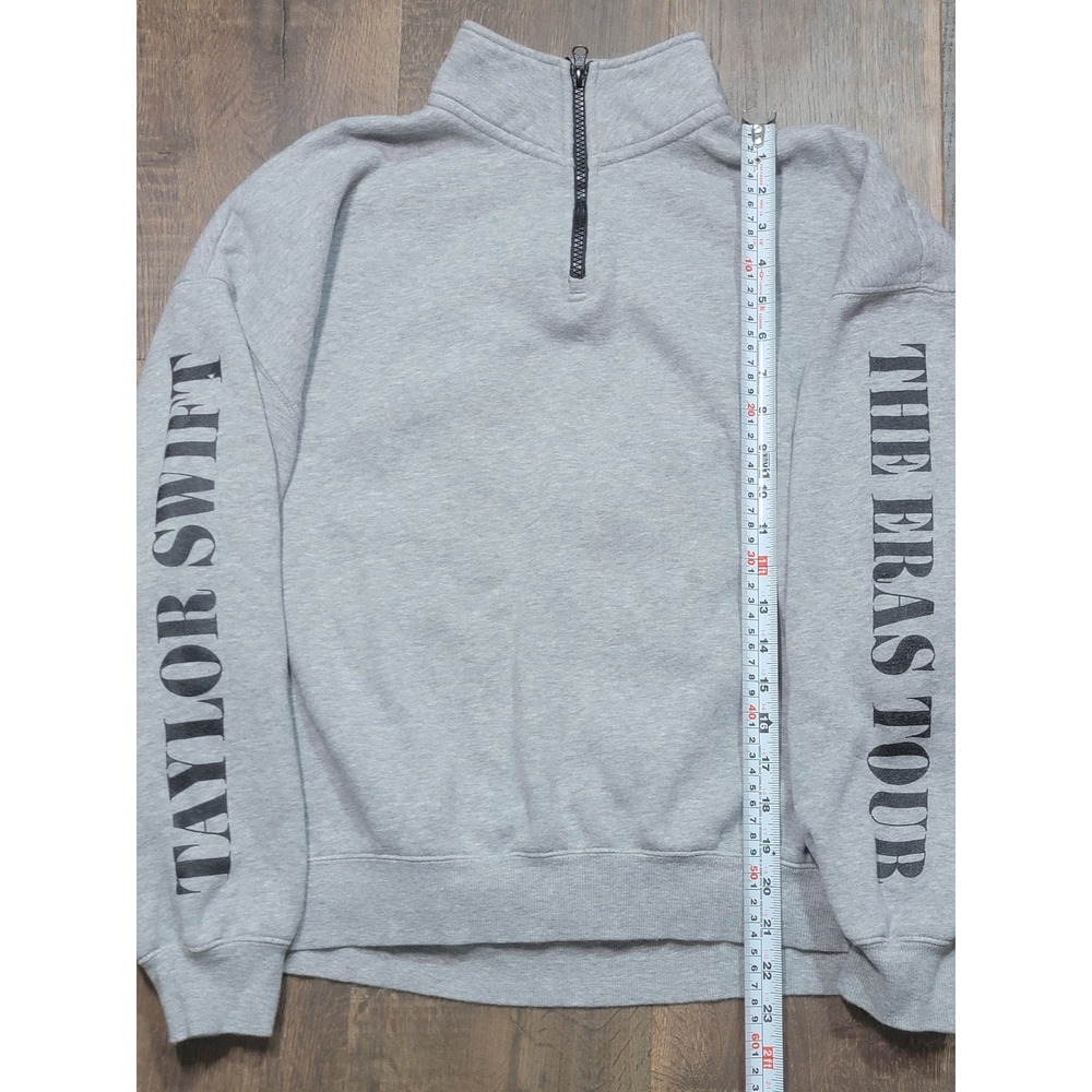 Taylor Swift The Eras Tour Graphic Sweatshirt Pullover Quarter Zip Gray Size M - Picture 9 of 15